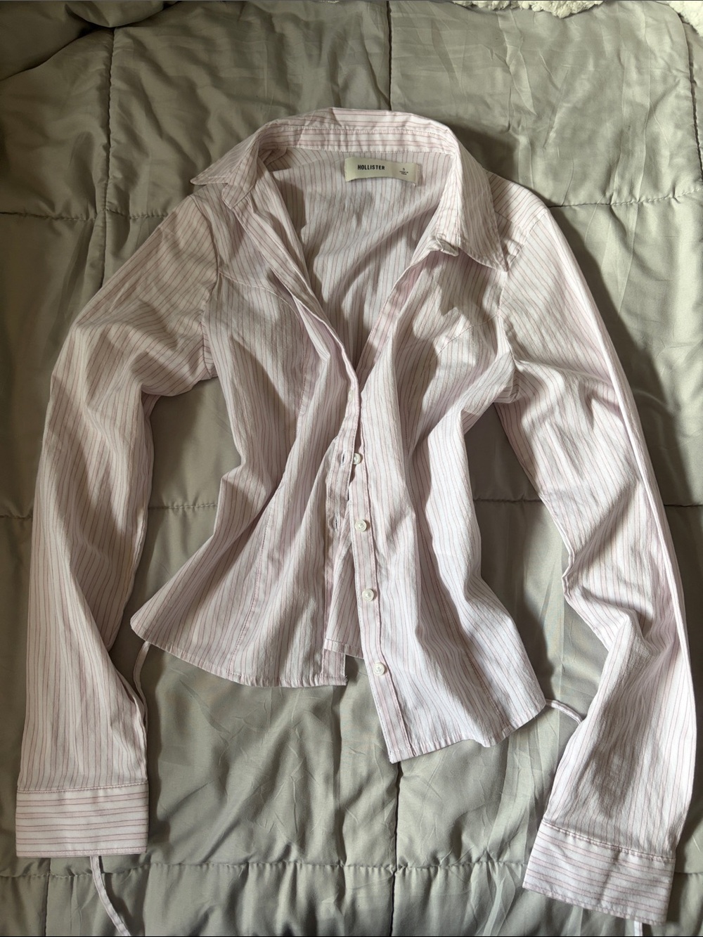 Hollister Light Pink Striped Women's Button-Up Blouse
